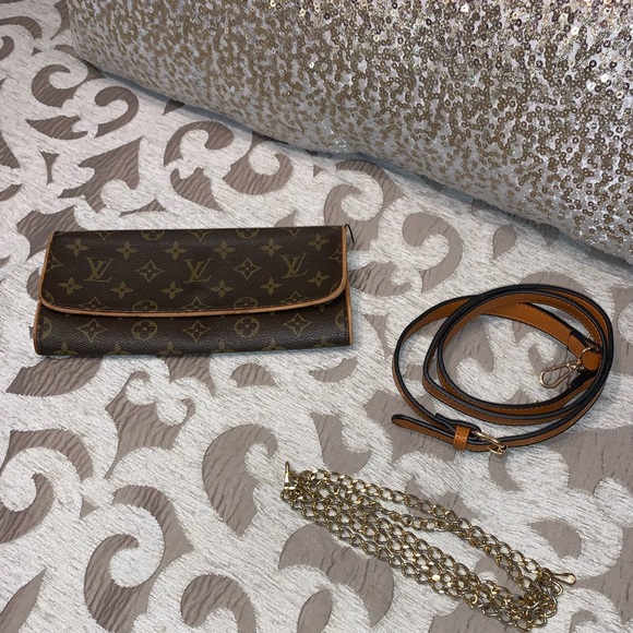 Authentic Louis Vuitton bag - Picture 1 of 7